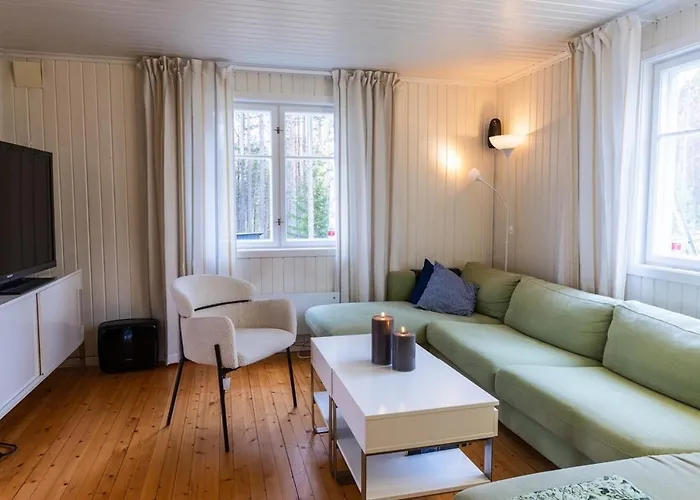 Skomakerhuset * Loten